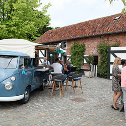 Lou's Pub
